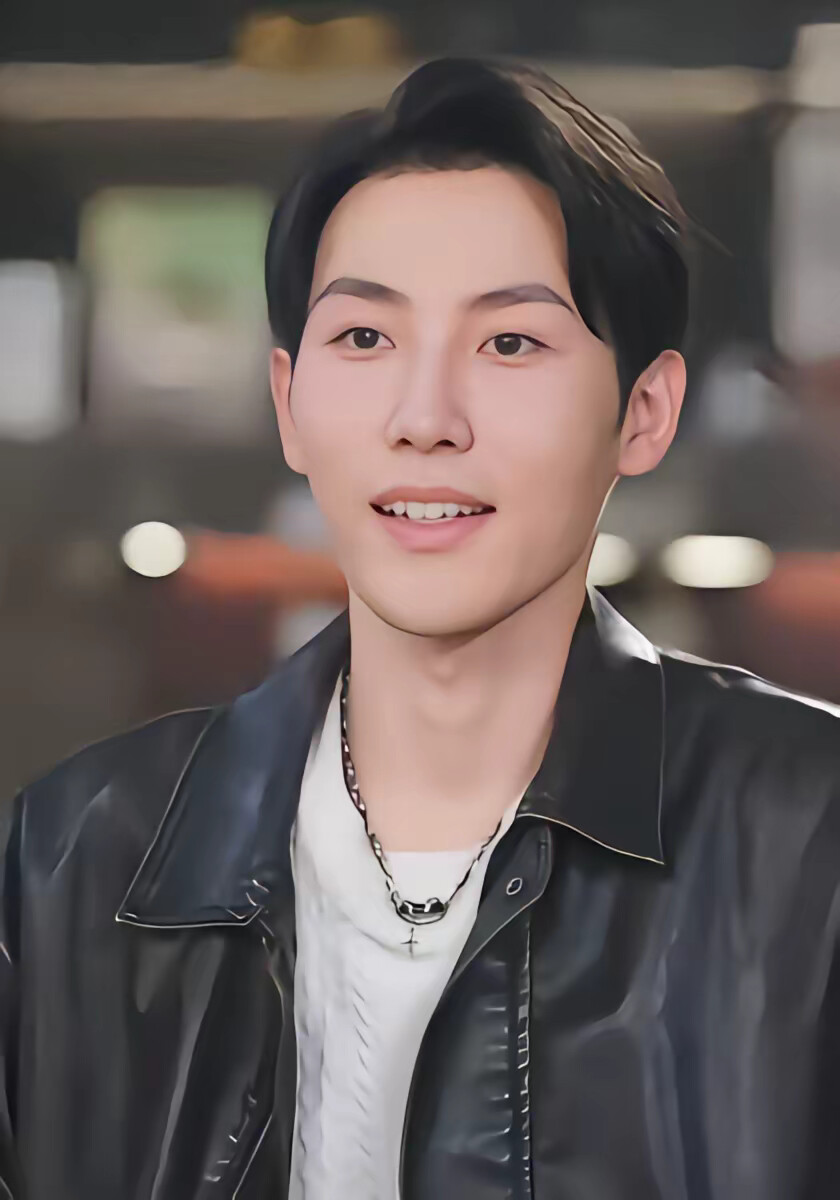 《网恋失败后我成了全网白月光》剧照