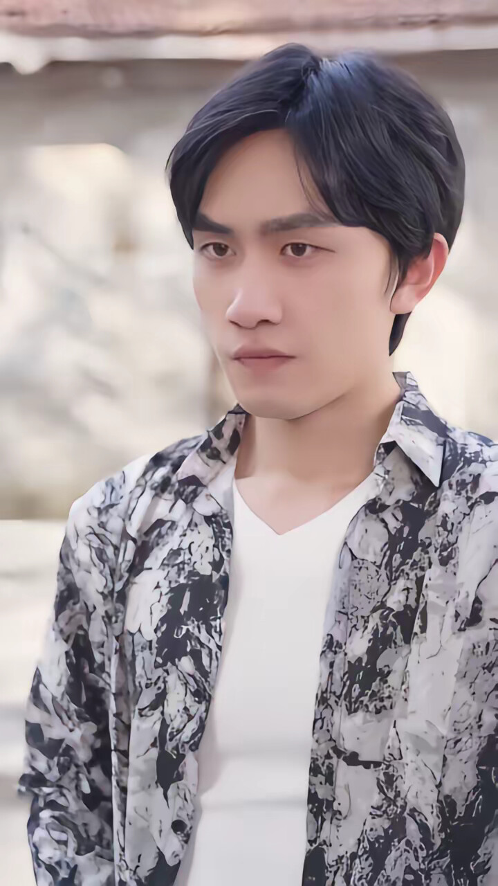 《我能来回穿梭90年代》剧照