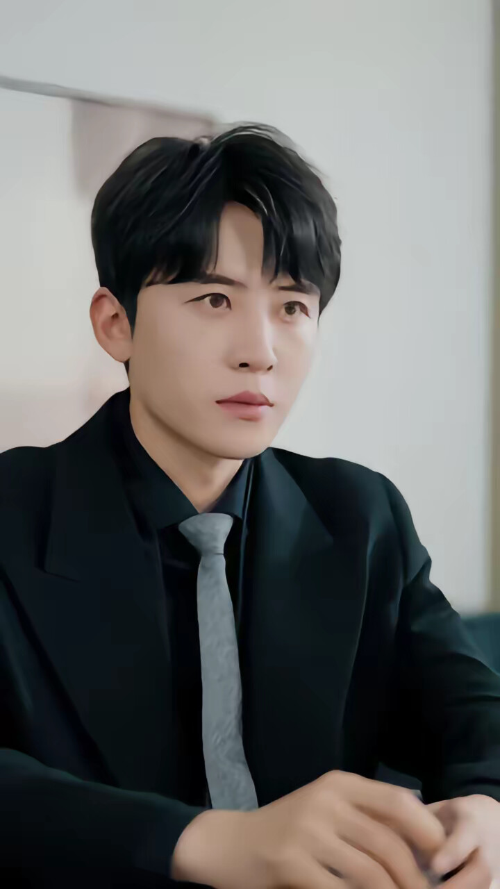 《许你半生不见》剧照