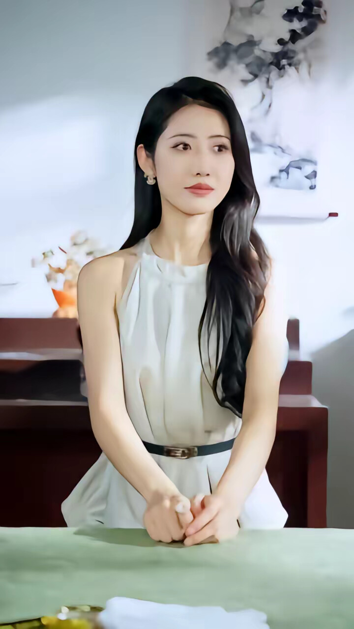 《无双鉴宝：我，净身出户，终成巨头》剧照