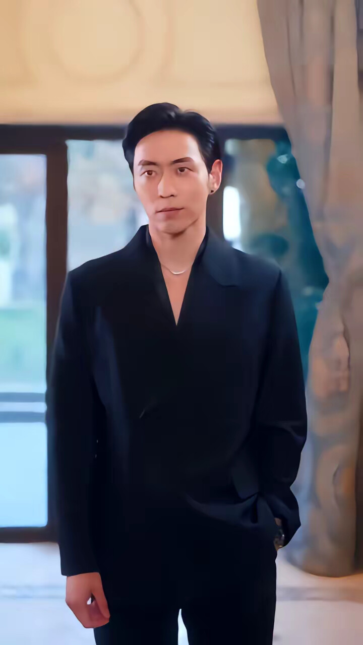 《炙热眷恋》剧照