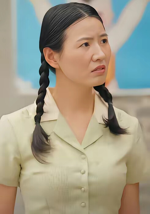 《惊！糙野厂长竟是老婆迷》剧照