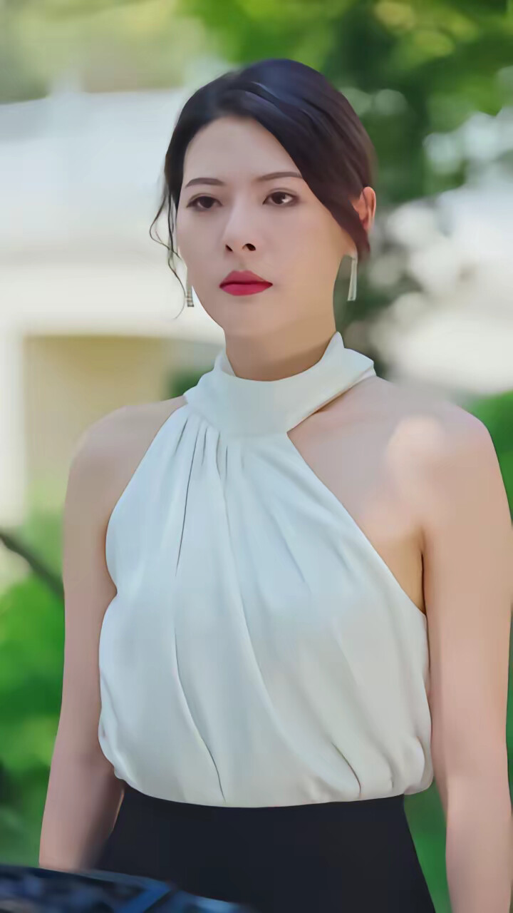 《爱如灰烬风吹就散》剧照