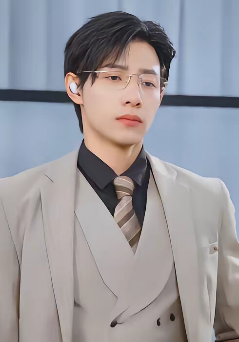 《万丈光芒暖丝凉》剧照