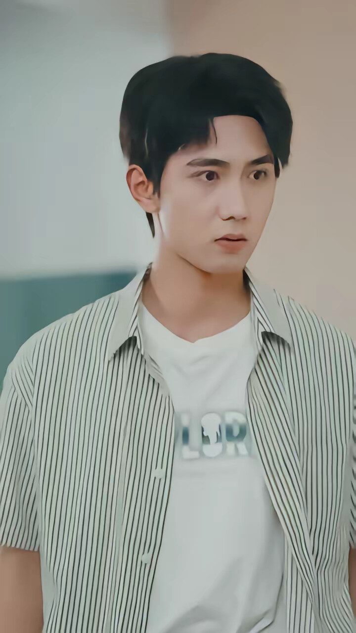 《我靠打赏帅哥，成了万人迷》剧照