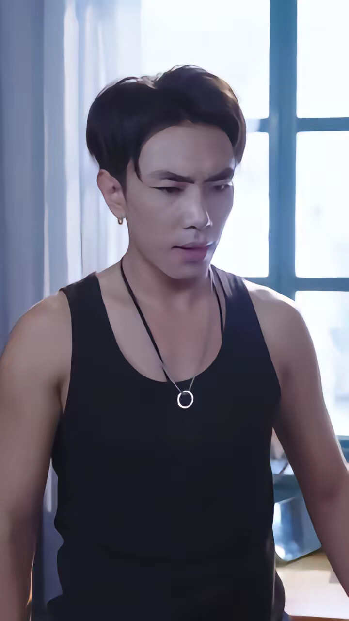 《不要欠死人钱》剧照