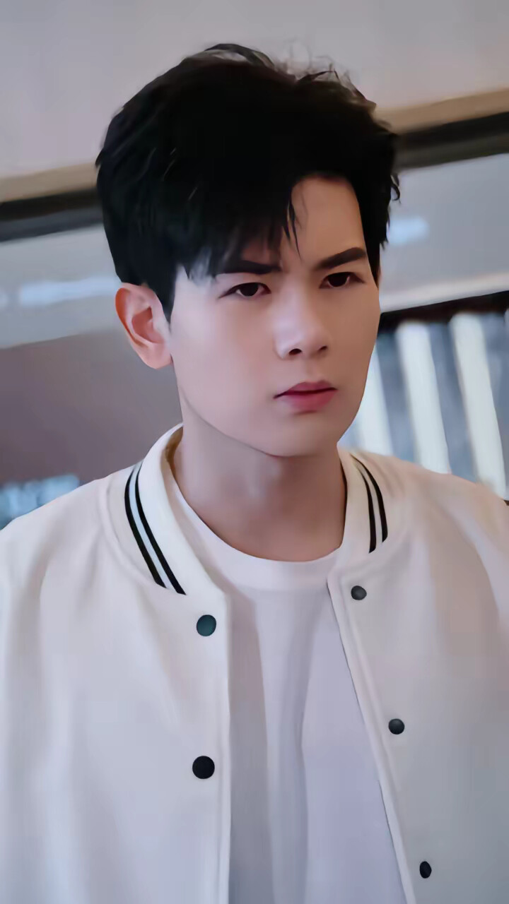 《弟弟别闹，姐姐抱抱》剧照