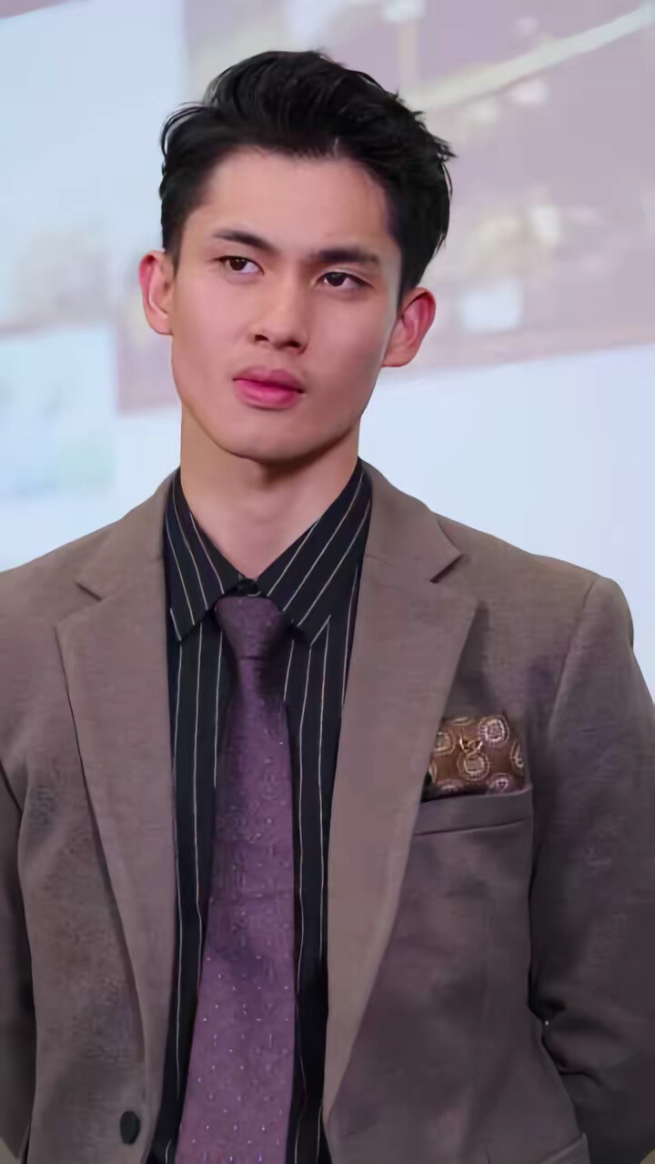 《龙翔九天，邂逅佳人缘》剧照