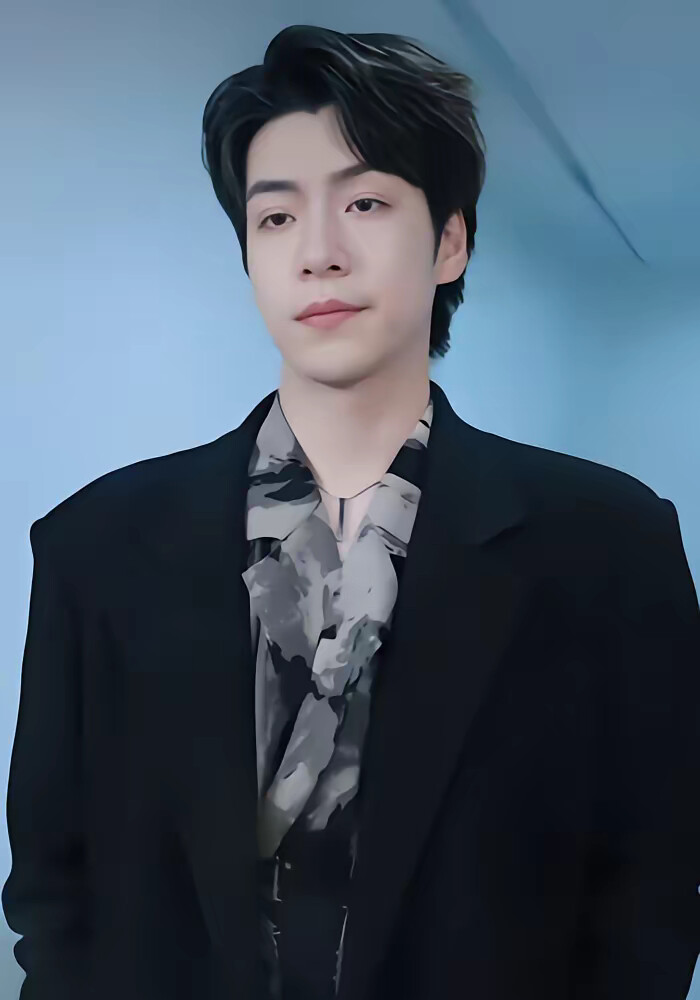 《卷自己不如卷老公》剧照