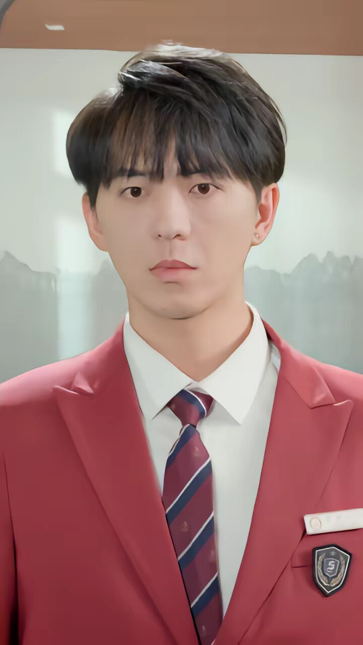 《偷听心声美女校花我不追了》剧照