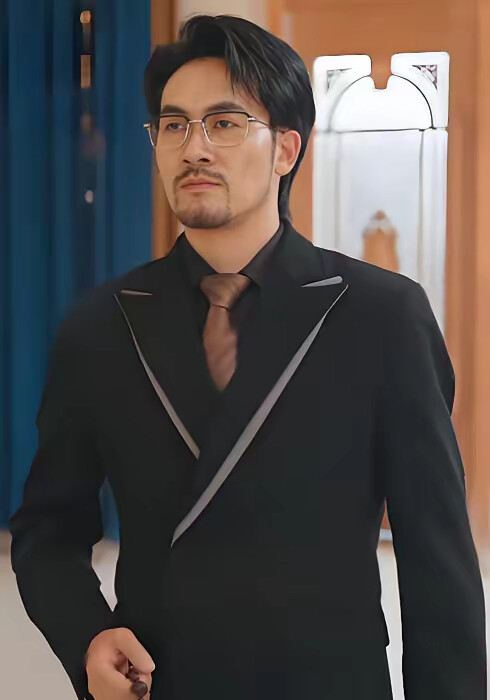 《八岁家主，契约老祖当宠物》剧照