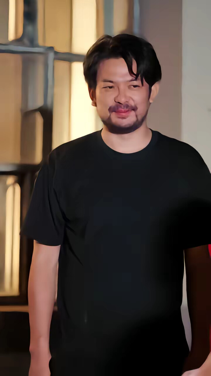 《男人五十化虫为龙》剧照