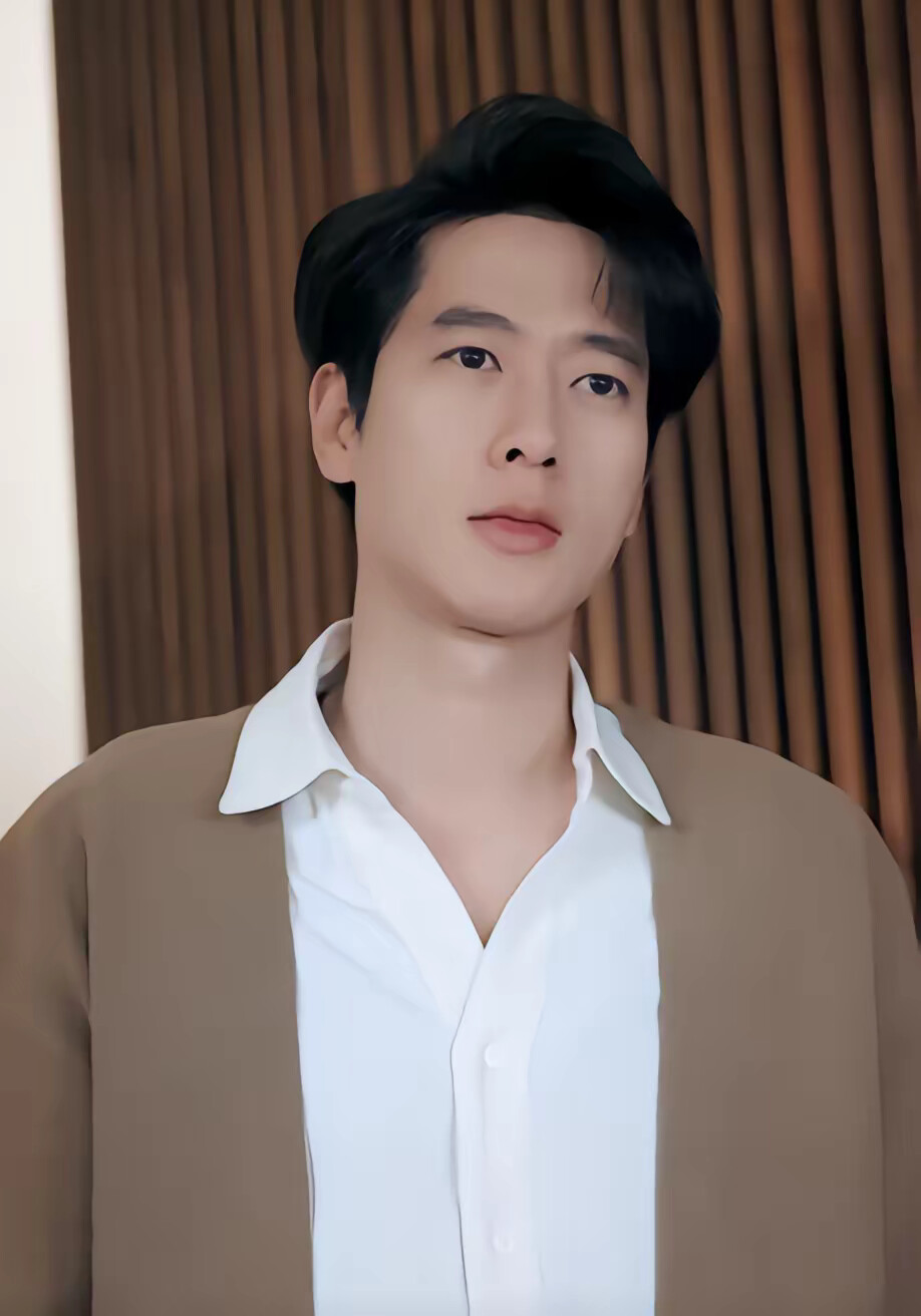 《离婚后女儿的偏爱劫》剧照