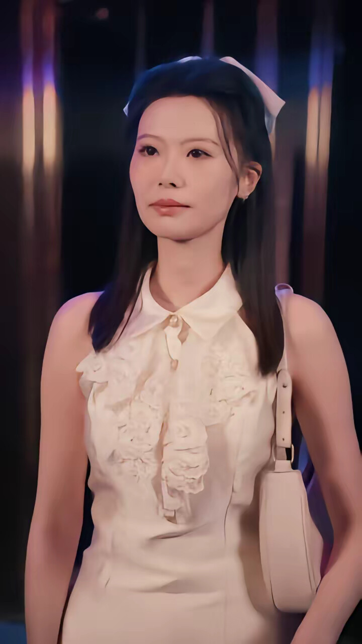 《姐姐，再亲我一下》剧照