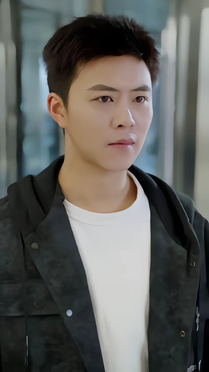 《重生刚想努力，父母离婚了》剧照