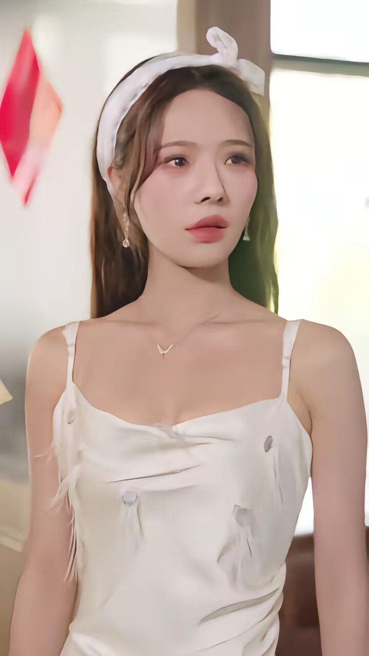 《出狱后，与姐妹花一起养鱼致富》剧照