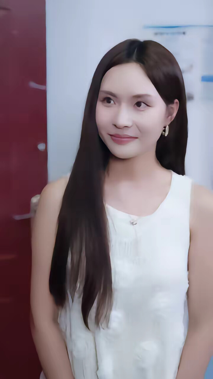 《表白翻车后校花闺蜜截胡了我》剧照