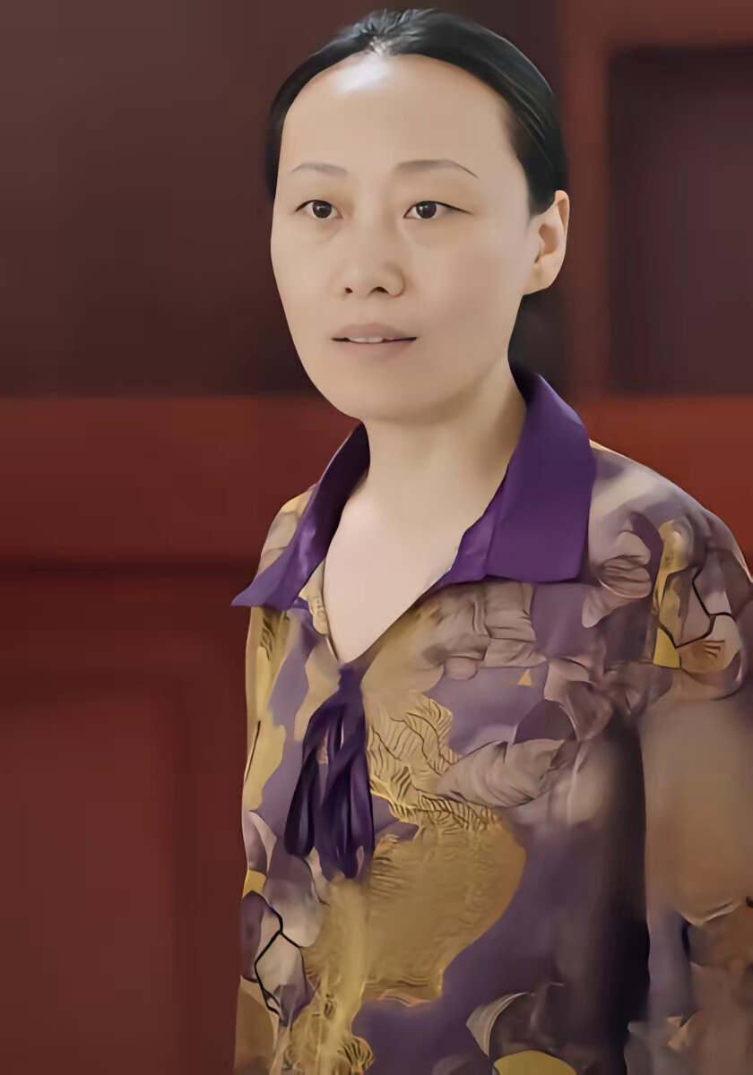 《高冷大小姐，但是顶级恋爱脑》剧照