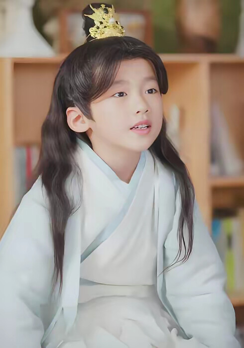 《父王拜拜，我跟娘亲回现代》剧照