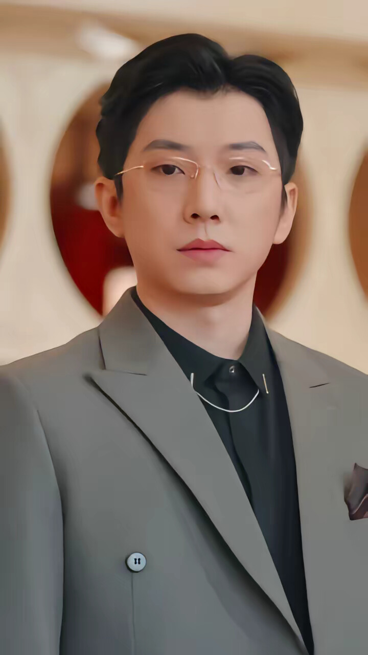 《捡来的忠犬老公是富翁》剧照