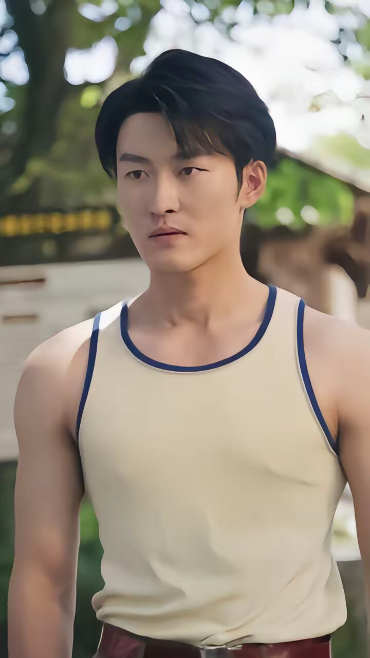 《八零小辣媳：我家大佬有金矿》剧照