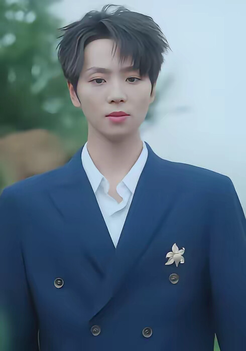 《父王拜拜，我跟娘亲回现代》剧照