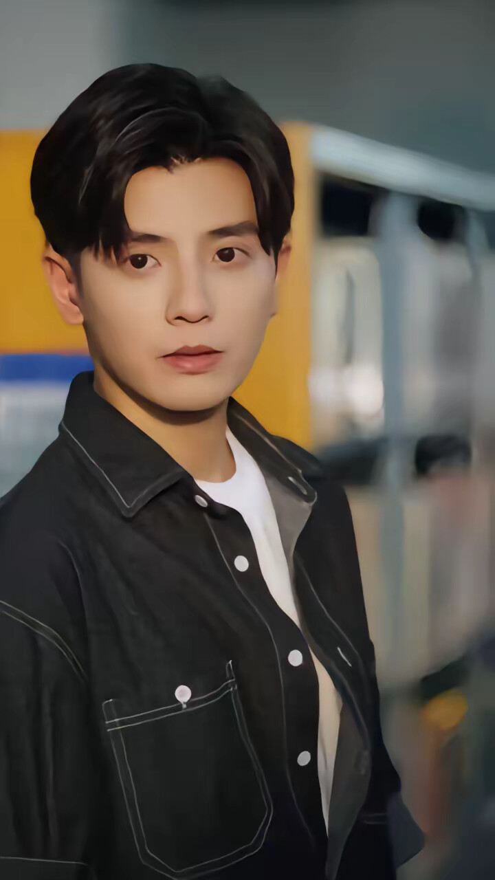 《风起时请吻我》剧照