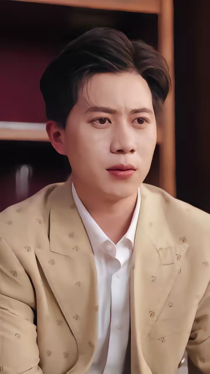 《你与光共落人间》剧照