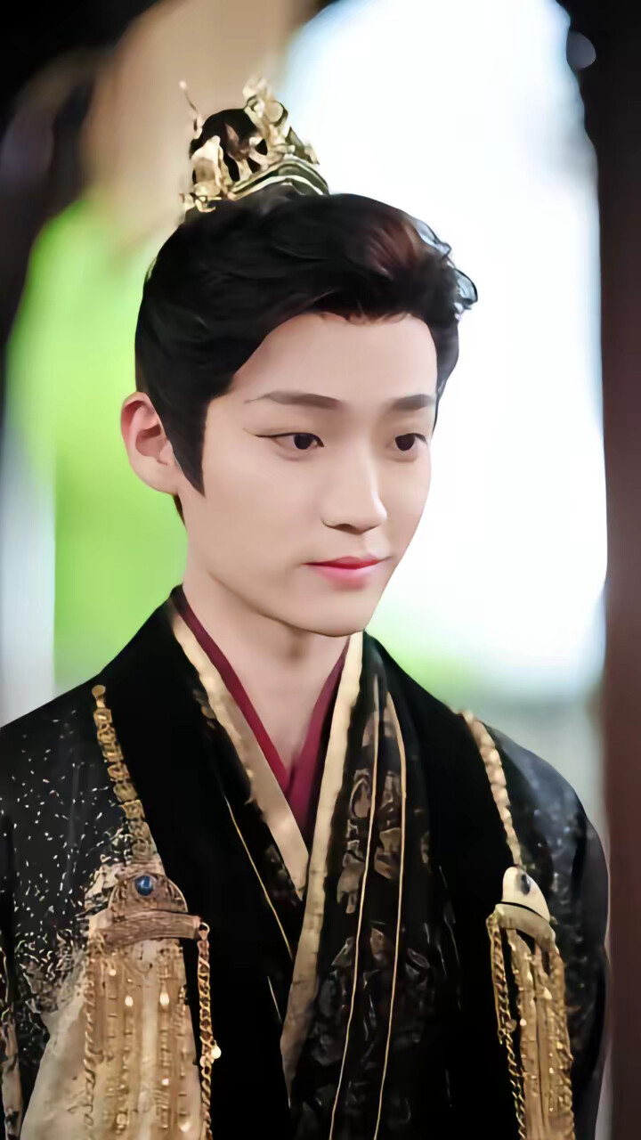 《我将公主扶上位，自己坐稳太上凰》剧照