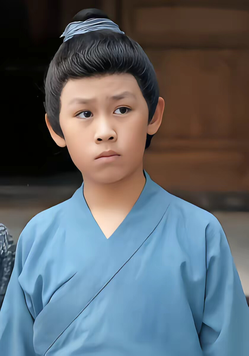 《幼崽被找回，魔尊亲爹一心洗奶瓶》剧照