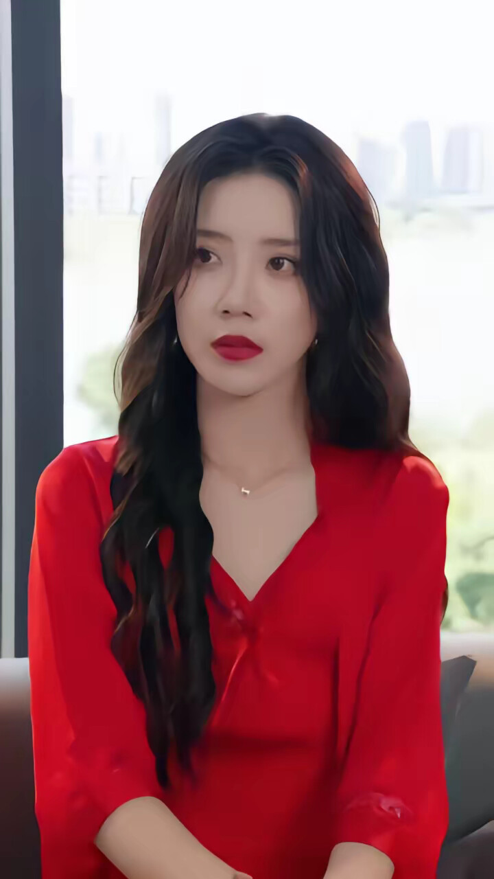 《开局外卖系统，我带校花发家致富》剧照