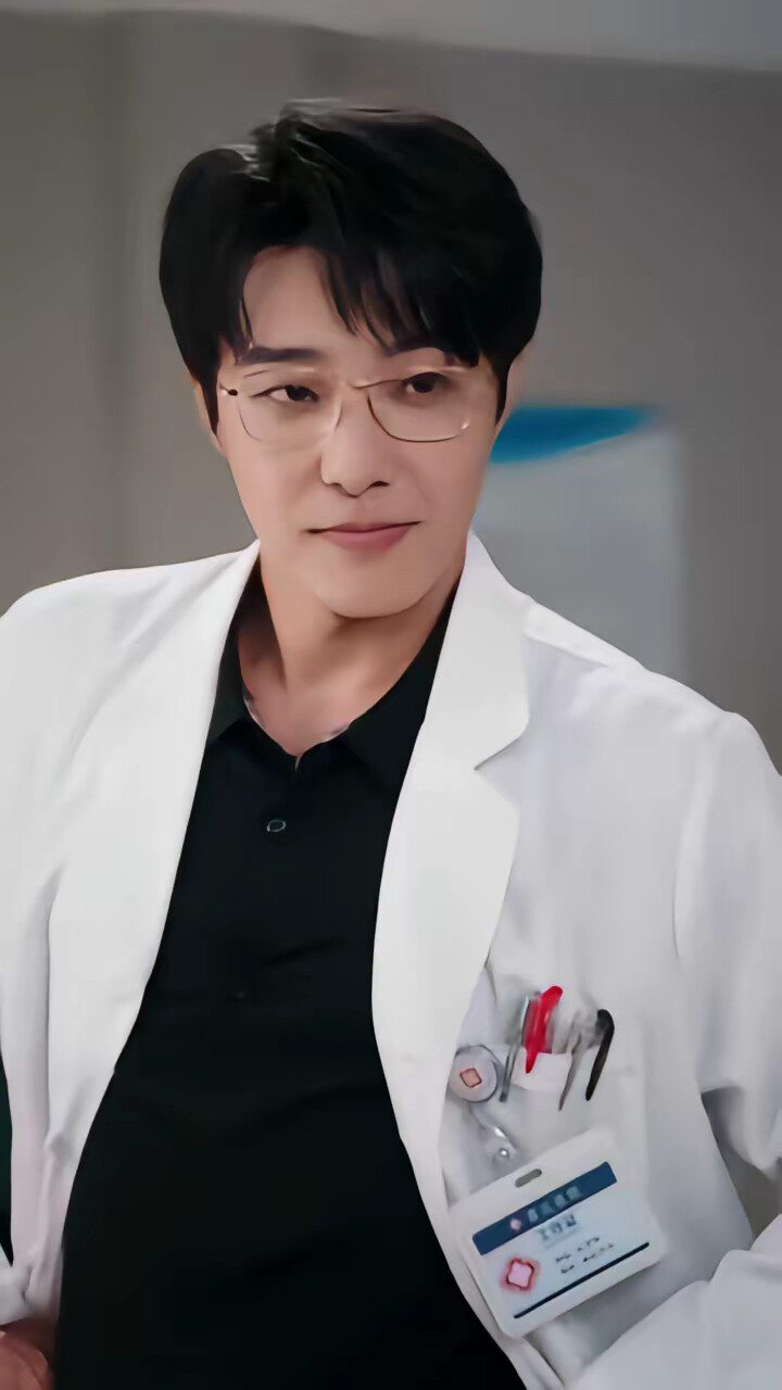 《诱她！边医生又又去肛肠科蹭饭了》剧照