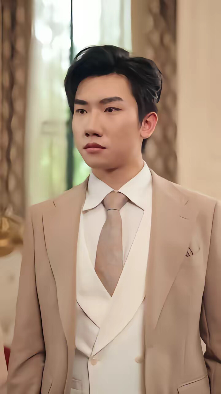 《别扒了我身份藏不住了》剧照