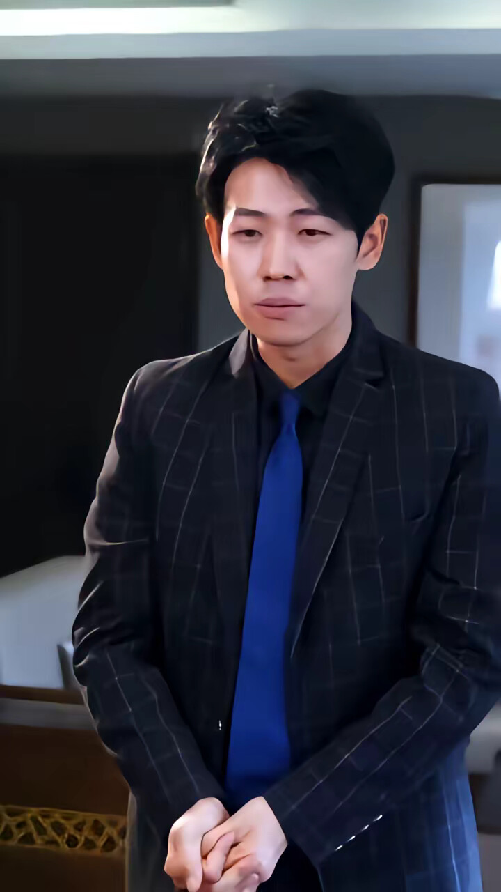 《反骨系统逼我怼领导》剧照