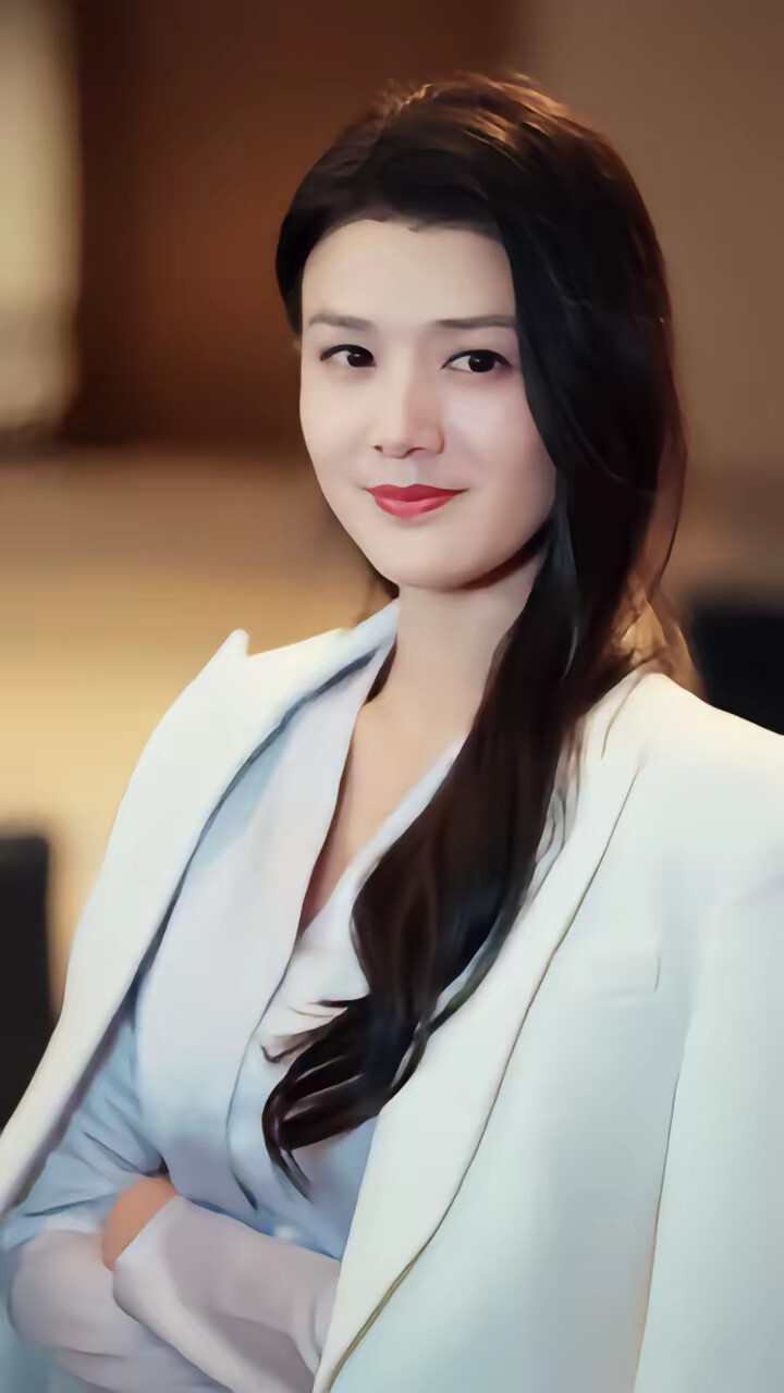 《天后退婚，我歌神马甲藏不住了》剧照