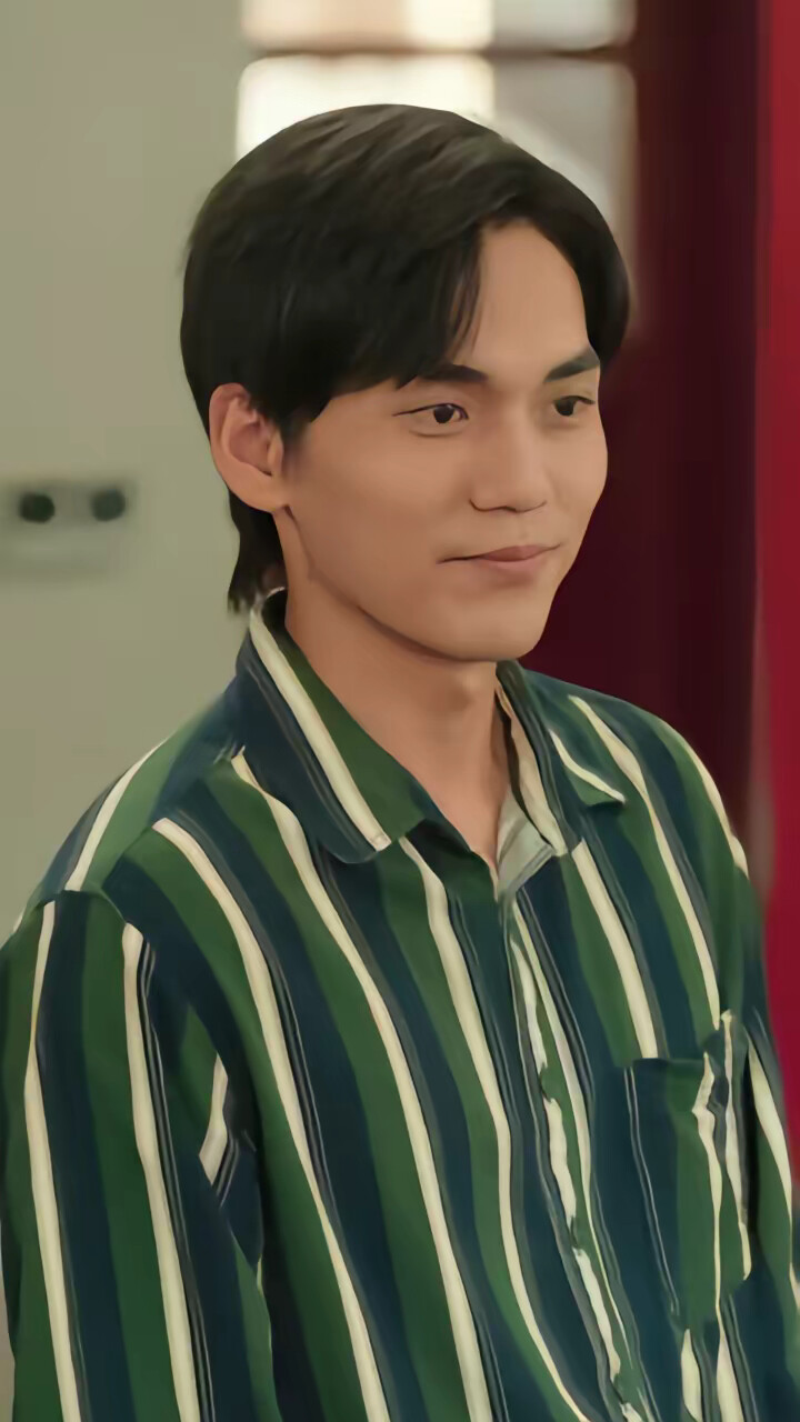 《重生九八之财源滚滚》剧照