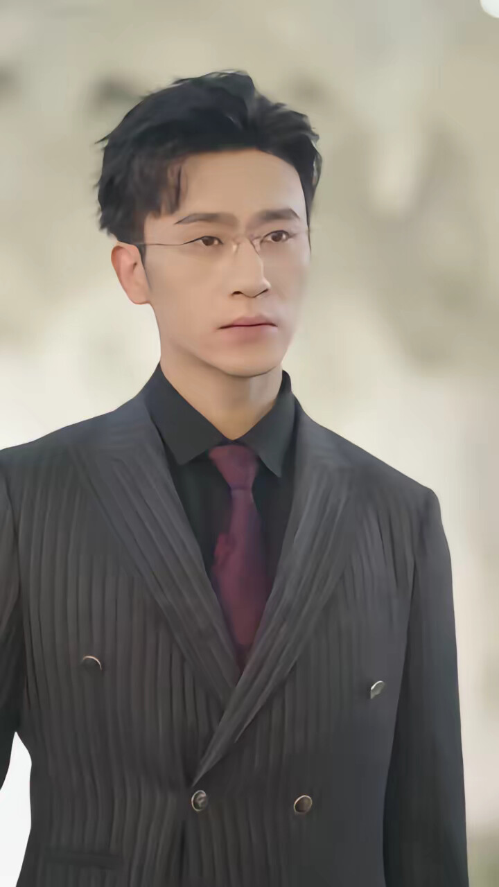 《归国后，双生女王她不装了》剧照