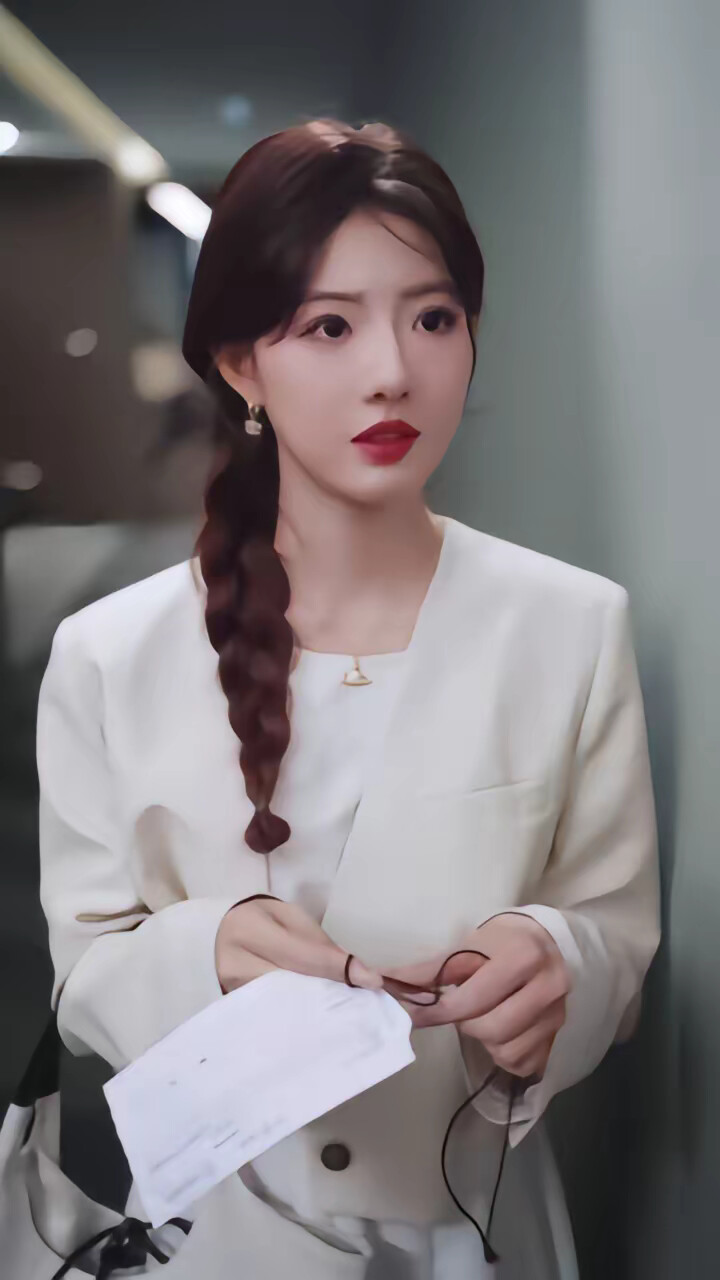 《他与爱神同时降临》剧照