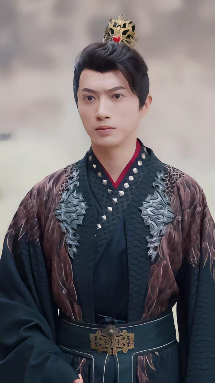 《你纳新贵！铮铮铁骑跪接我登基》剧照