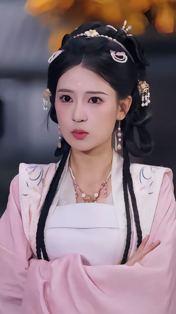 《穿越当天,世子爷要以身相许》剧照