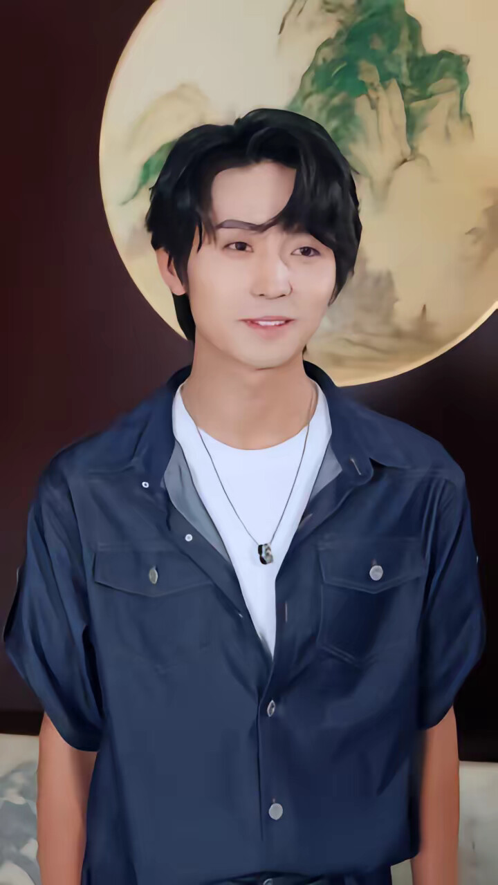 《归来时过境迁，剑仙重返校园》剧照