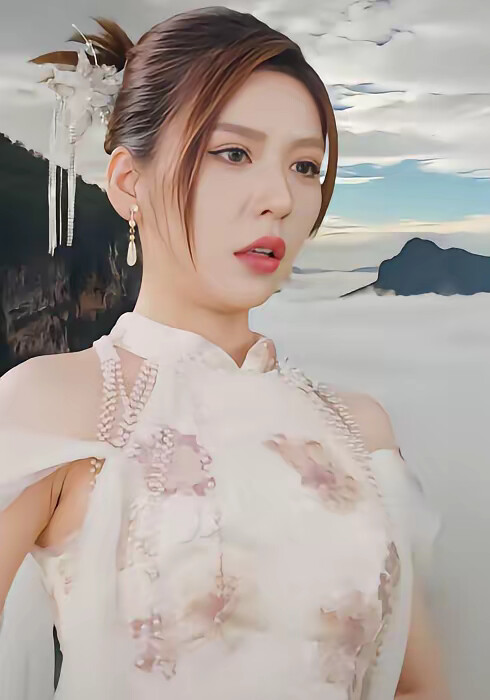 《八岁家主，契约老祖当宠物》剧照