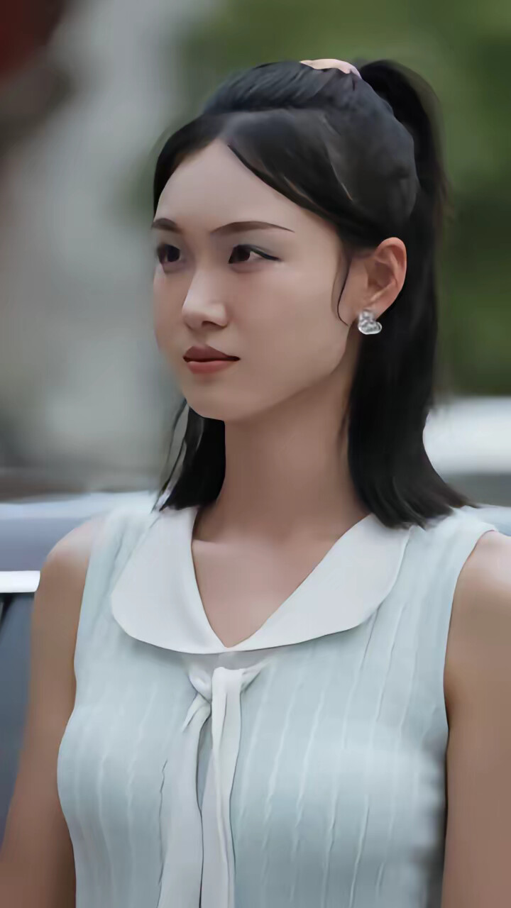 《给小妹加卤蛋，我有震惊崇拜系统》剧照