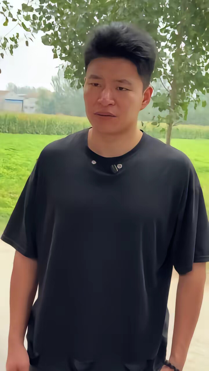 《爱情与现实》剧照