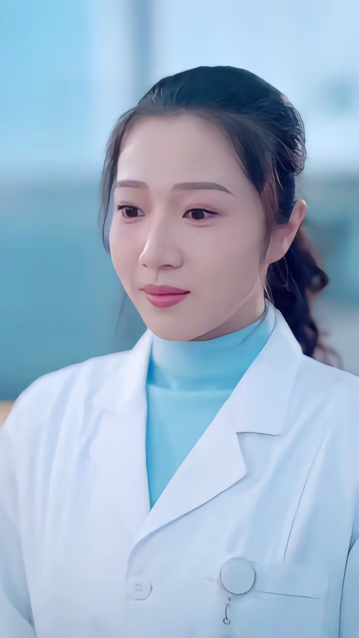 《秦教官霸宠娇妻》剧照