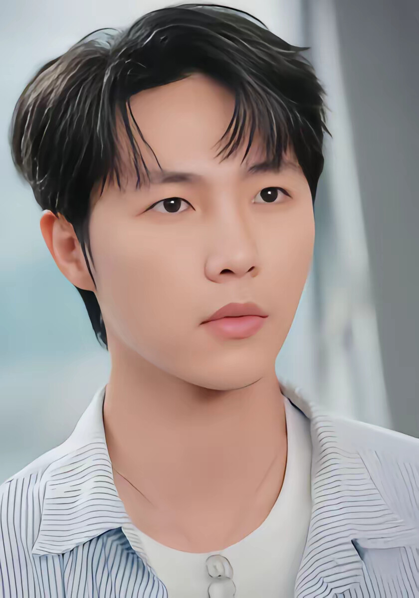 《情似繁花渐落》剧照