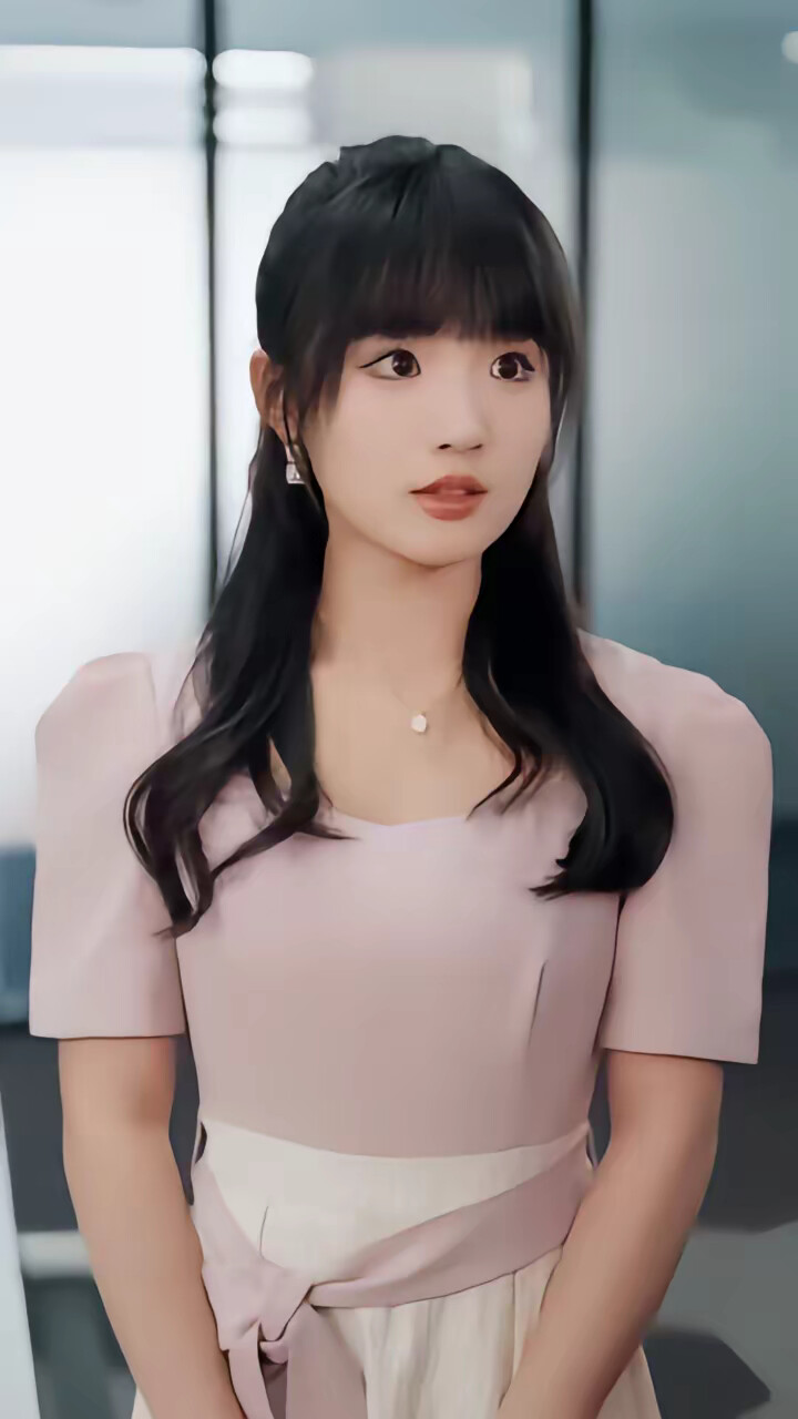 《倾城夫人她又美又飒》剧照