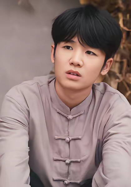 《穿越荒年我的系统能变宝》剧照