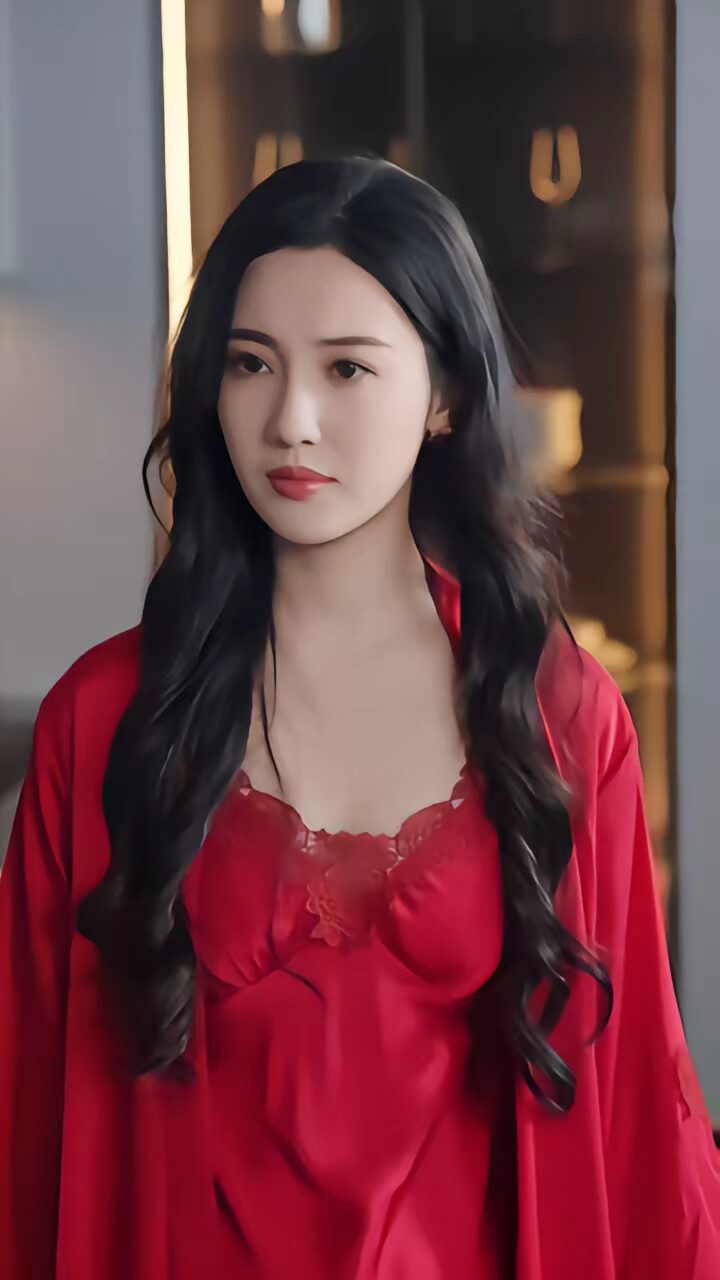 《穿书后魅魔系统的101次》剧照