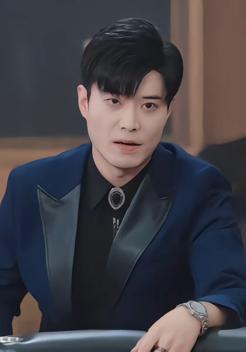 《巅峰之上》剧照